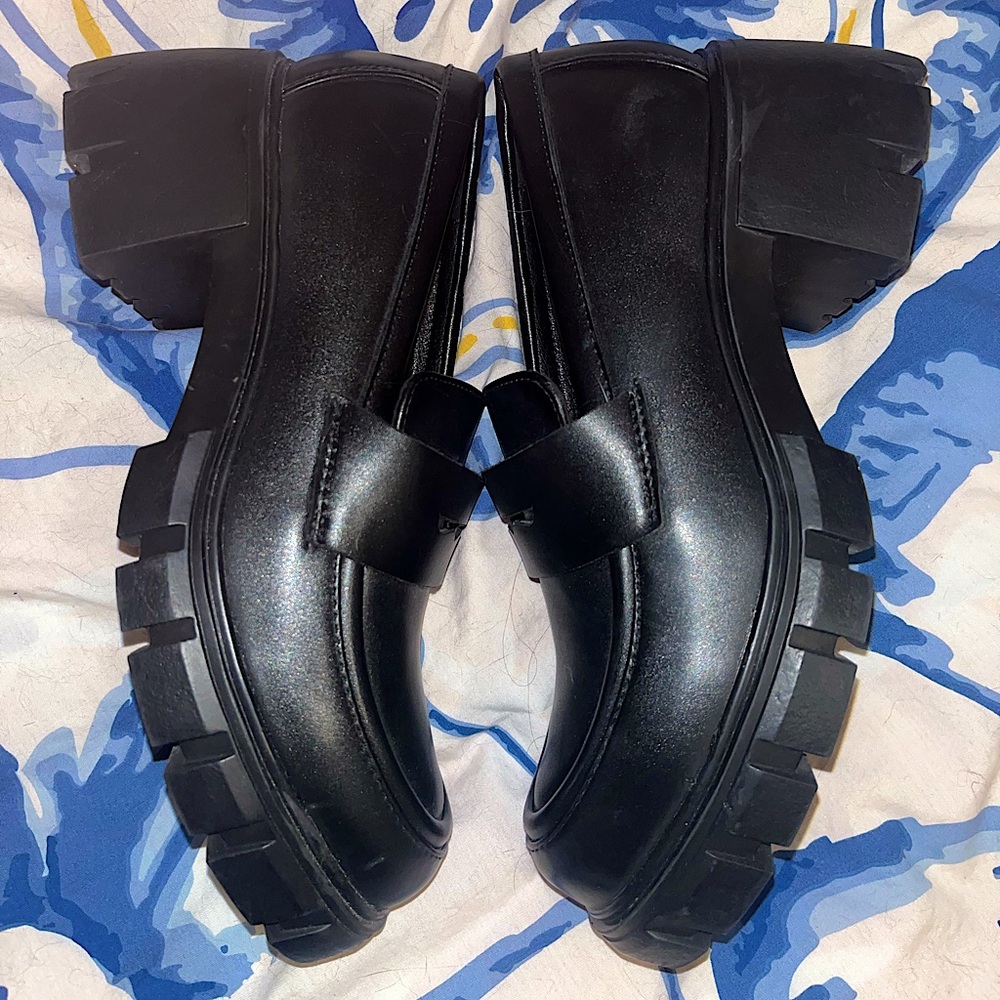 Steve Madden loafers size 6